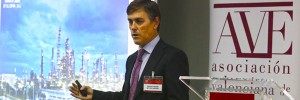 Emilio Marín durante su ponencia Emilio Marín durante su ponencia